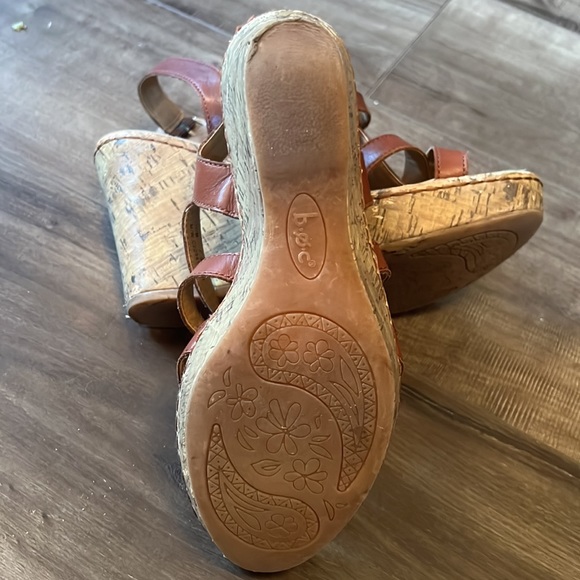 Born wedge sandal in brown leather with cork platform and rubber sole - Picture 7 of 8